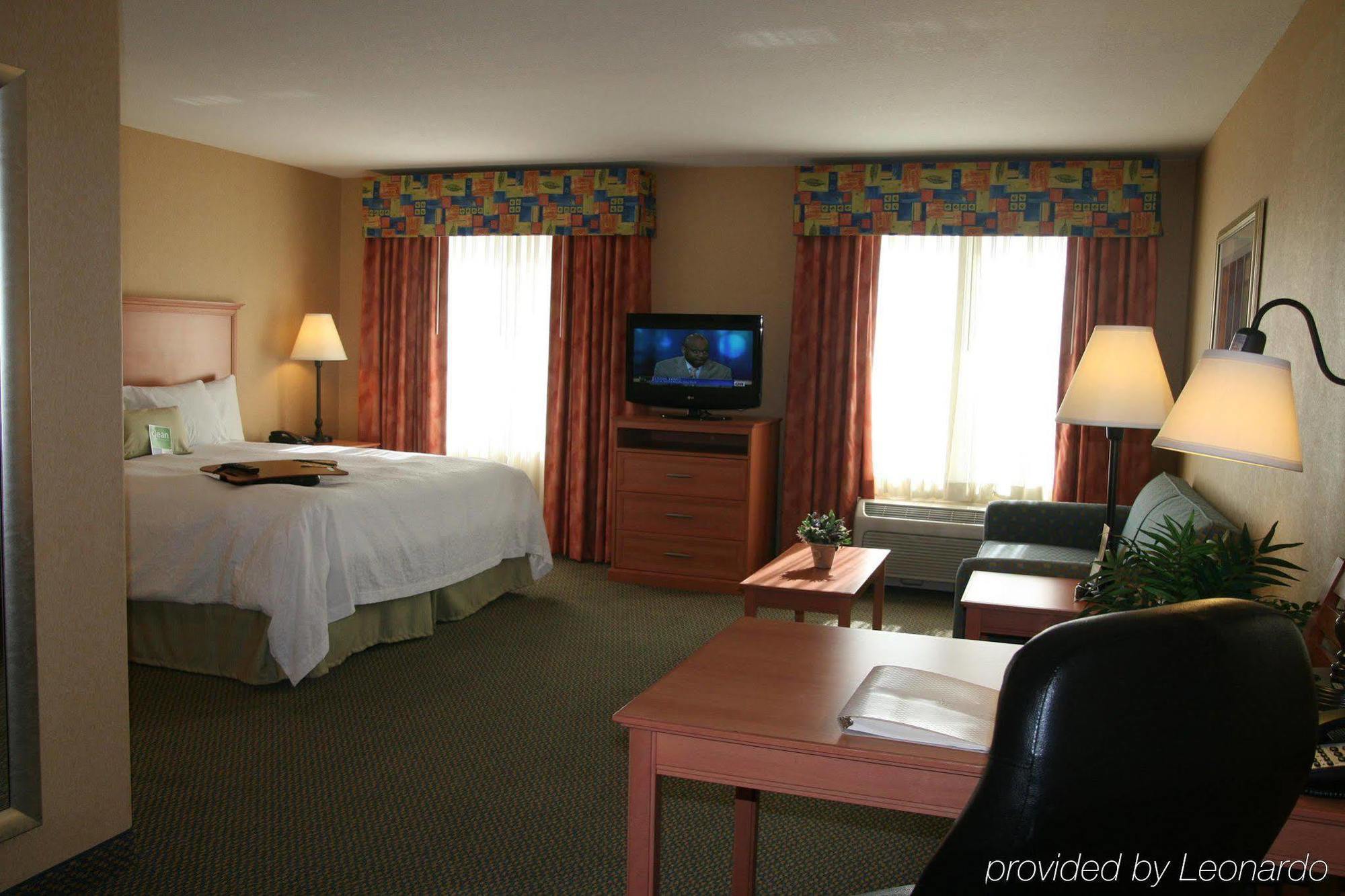 Hampton Inn & Suites Lathrop Habitación foto